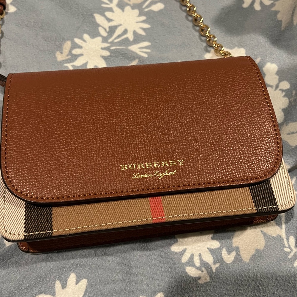 Burberry Sling bag